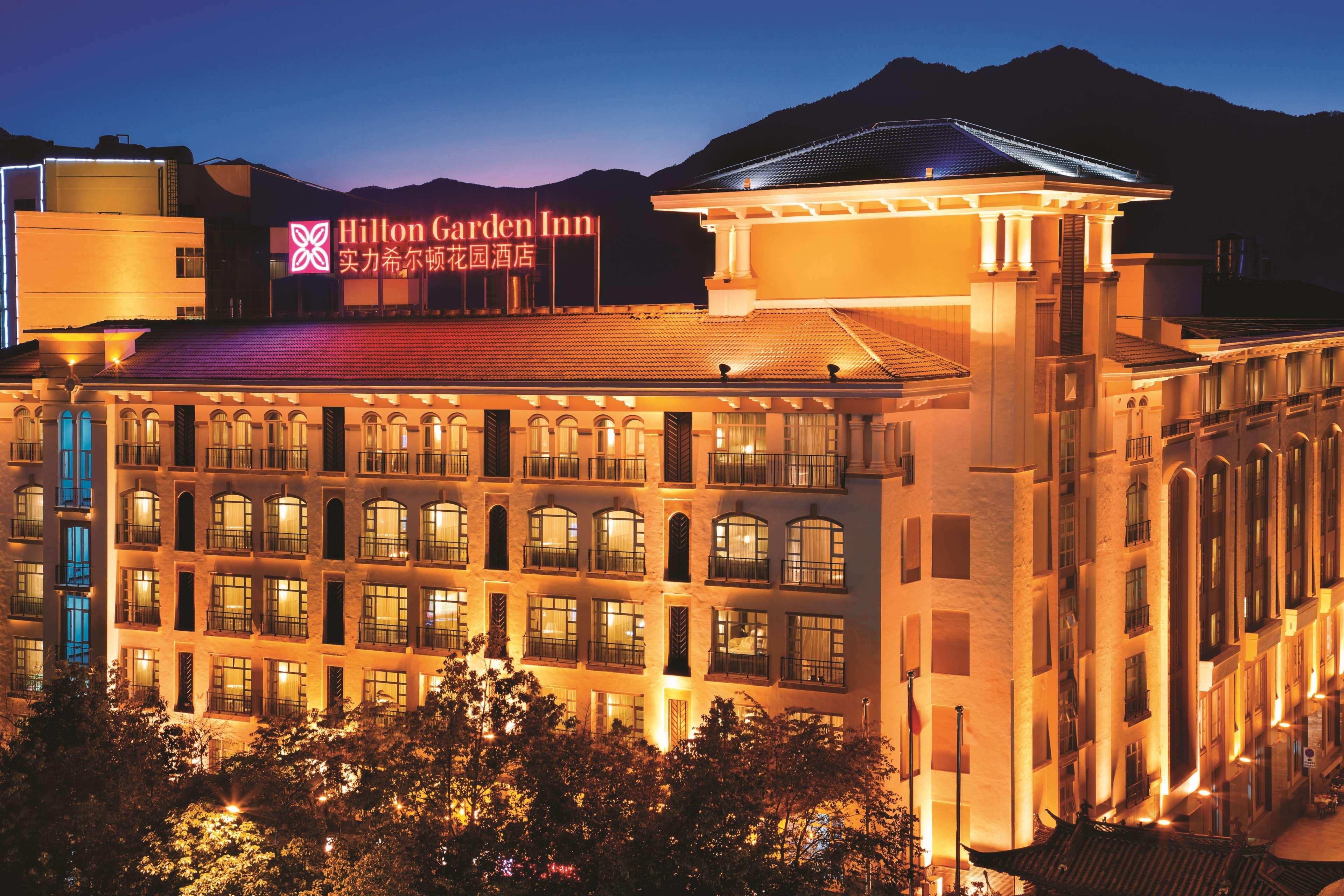 Hilton Garden Inn Lijiang Lệ Giang Ngoại thất bức ảnh