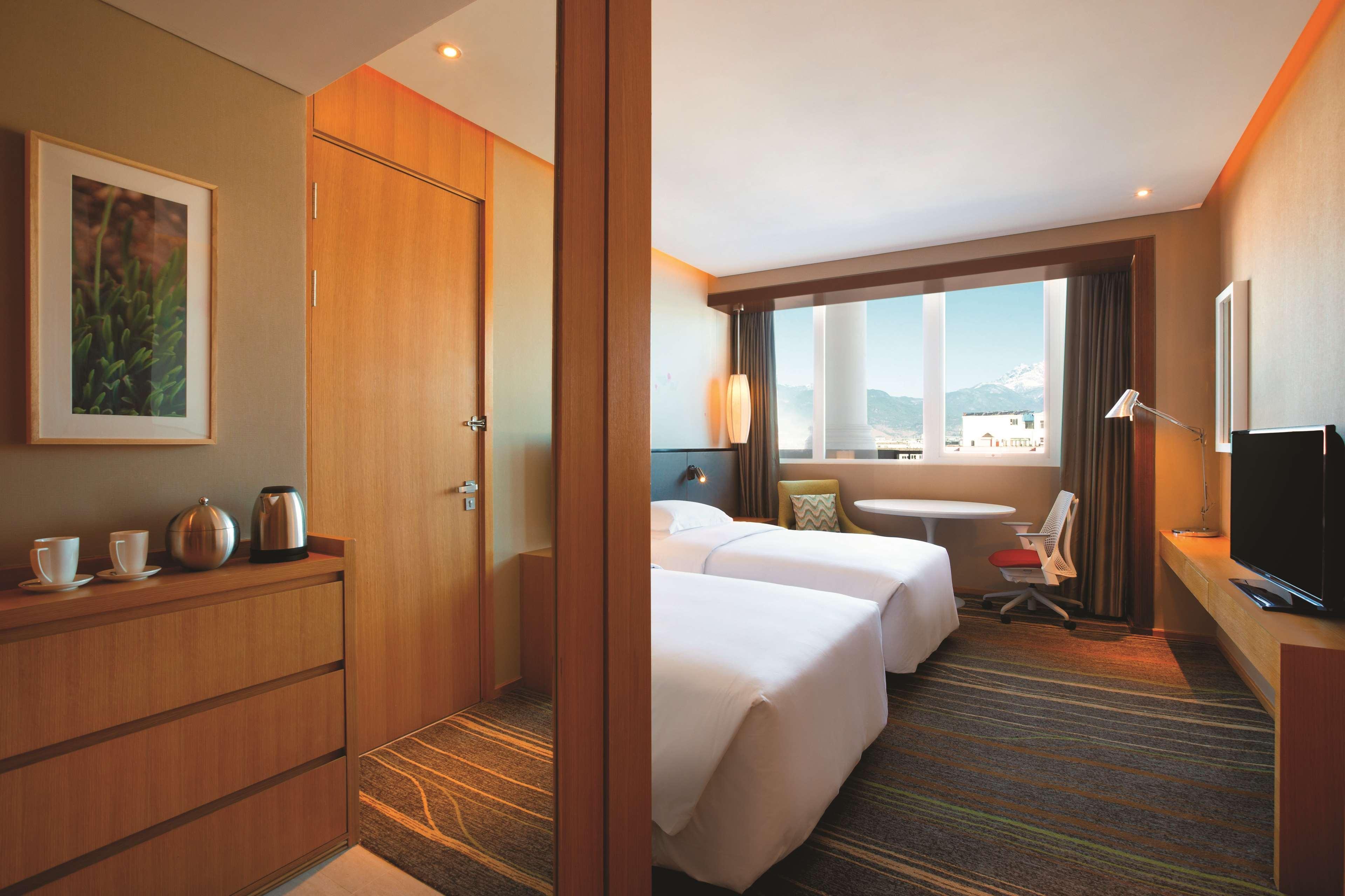 Hilton Garden Inn Lijiang Lệ Giang Ngoại thất bức ảnh