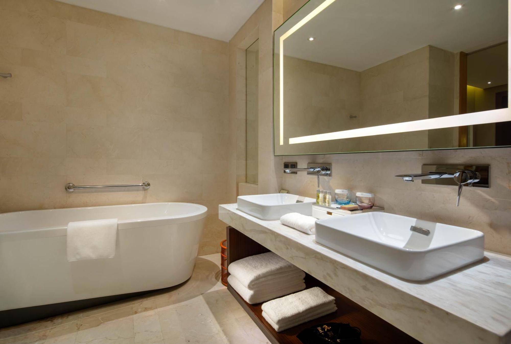 Hilton Garden Inn Lijiang Lệ Giang Ngoại thất bức ảnh